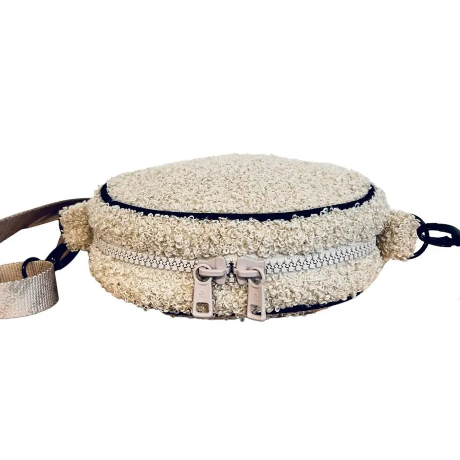 תיק צד בגוון בז'