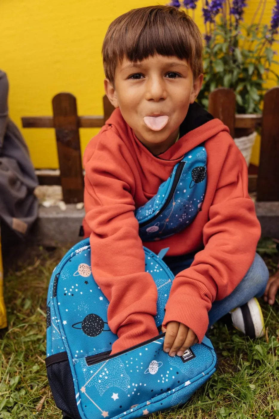 תיק לגן כחול עם הדפסי כוכבי לכת